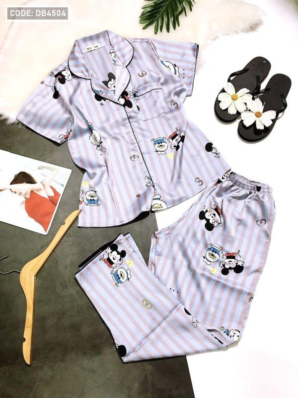 Set bộ pijama tay ngắn quần dài họa tiết Mickey
