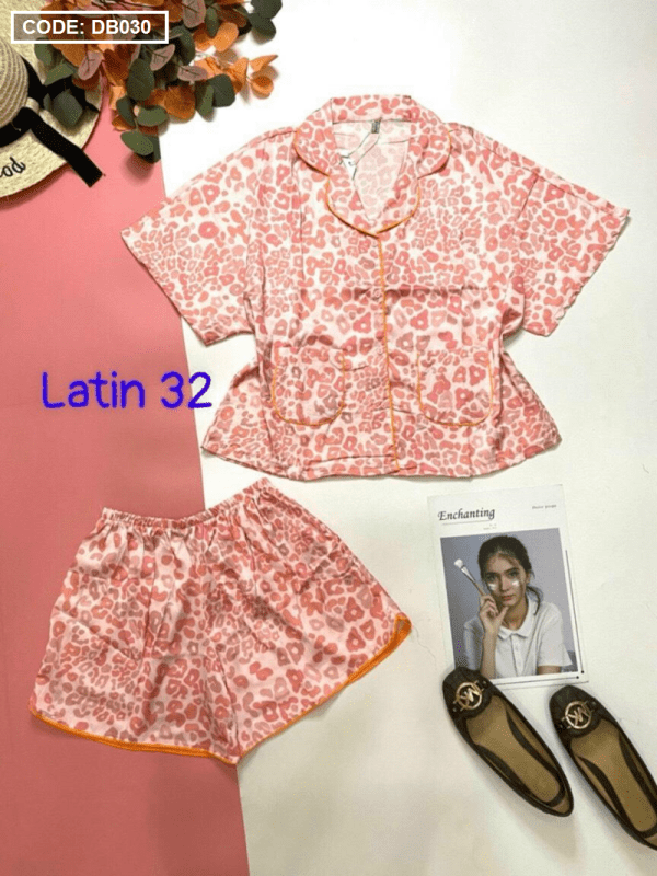 Đồ bộ nữ Pijama quần đùi latin - DB030