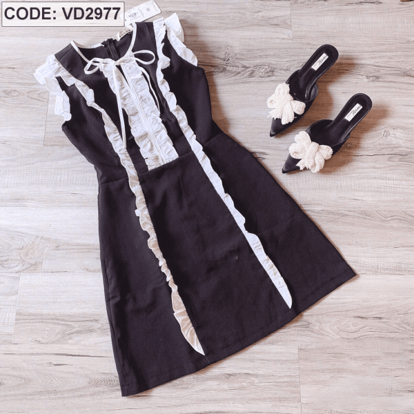 Đầm đen body phối bèo vải cotton thái